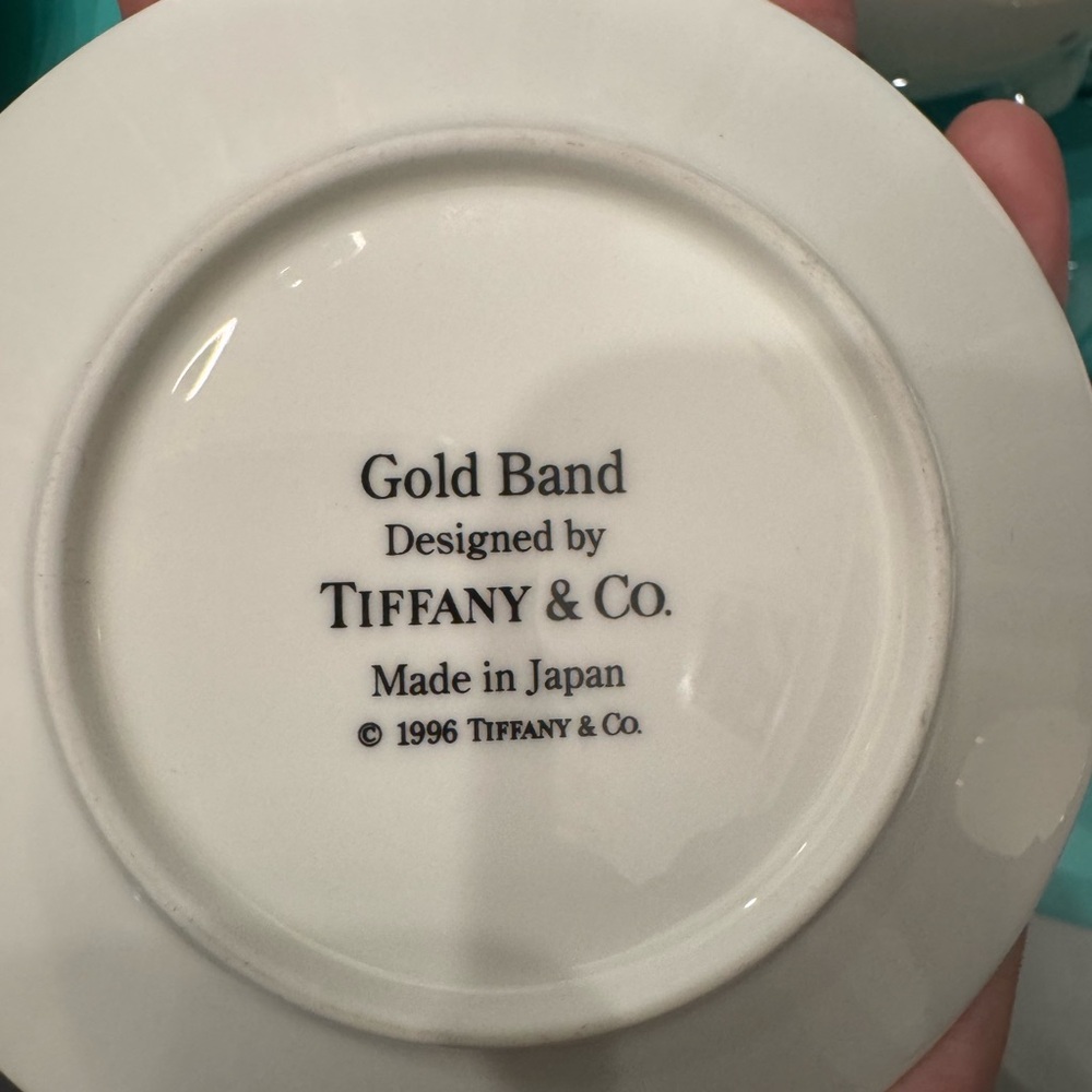 Tiffany & Co. Gold Band Teacup and Saucer - Picture 3 of 5